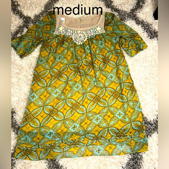 Chic print Mini Dress in Green and Yellow size medium - Picture 1 of 8